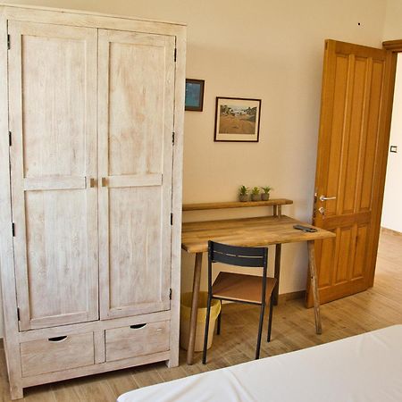 Dommu Livia Hotel Lotzorai Bagian luar foto
