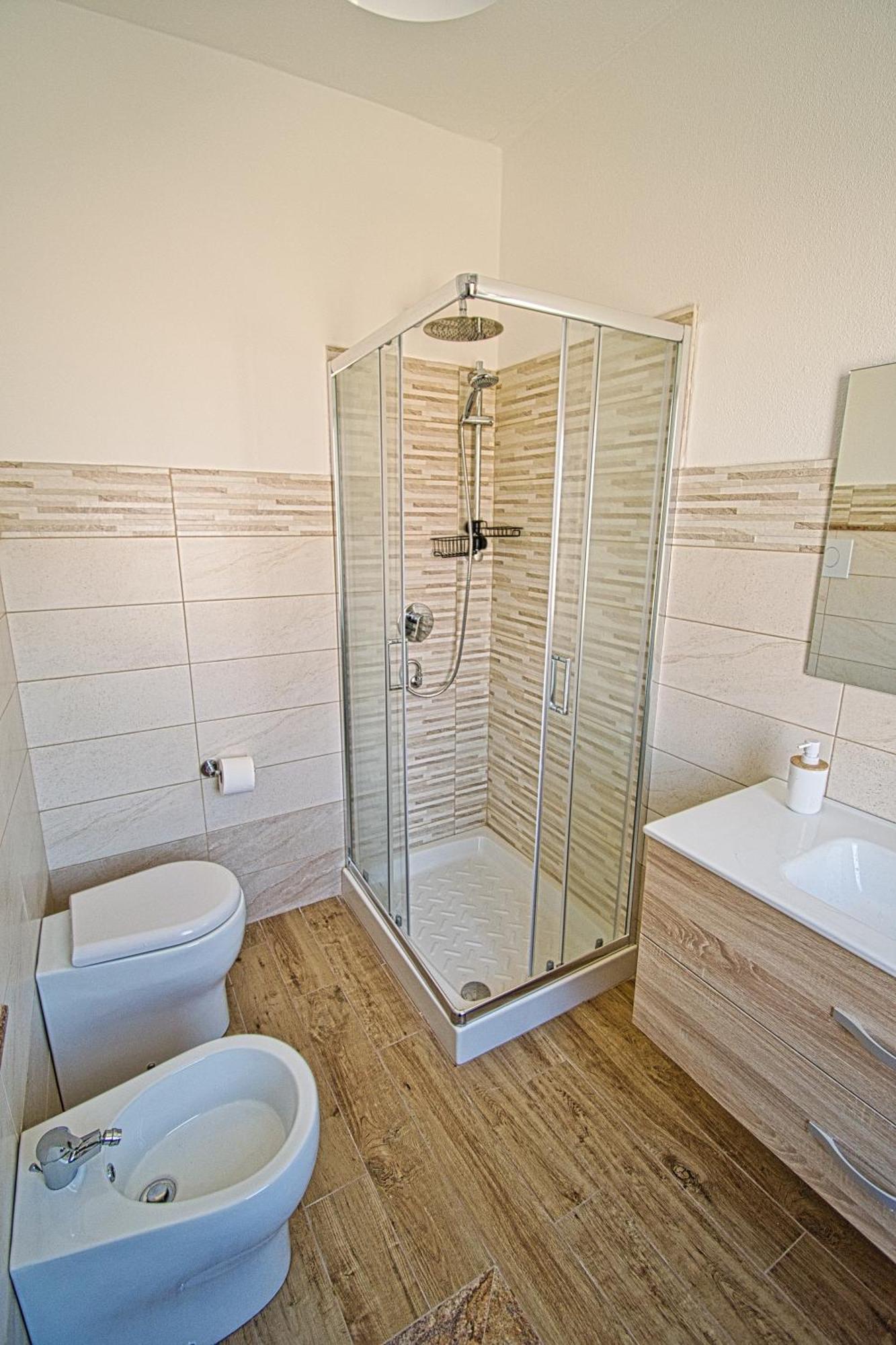 Dommu Livia Hotel Lotzorai Bagian luar foto