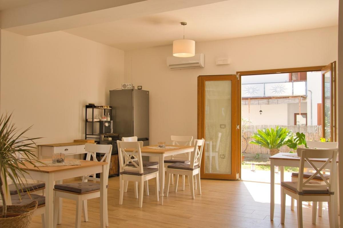 Dommu Livia Hotel Lotzorai Bagian luar foto